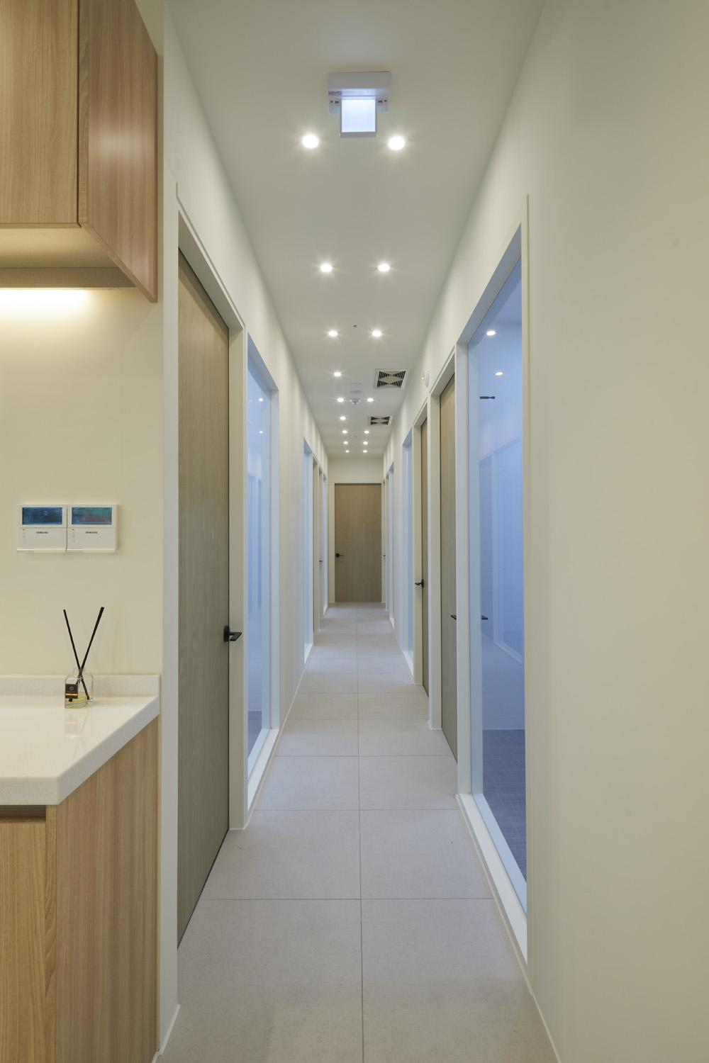 白色木纹，打造温馨学习空间-10