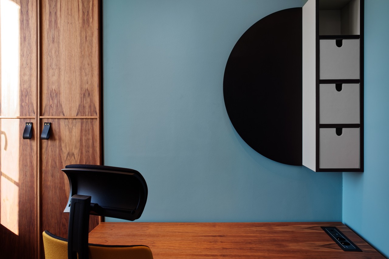 《广告狂人》风格 80㎡共享空间，致敬经典，创新办公体验-7