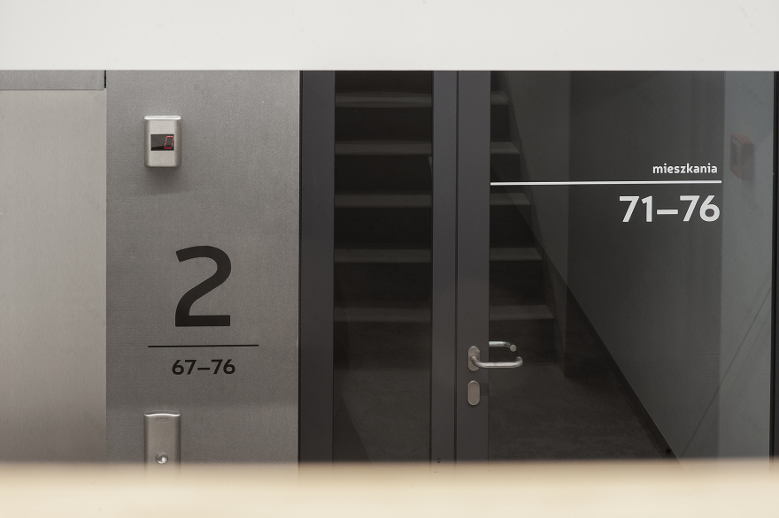 Rajska 8 和 Heweliusza 18 导向系统设计丨波兰格但斯克丨blank studio,wayfinding studio-14