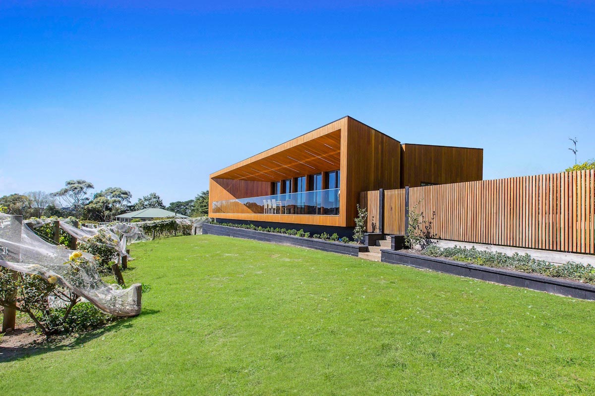 Simple and minimalist wooden Red Hill Residence by Finnis Architects   CAANdesign  Architecture and home design blog-4