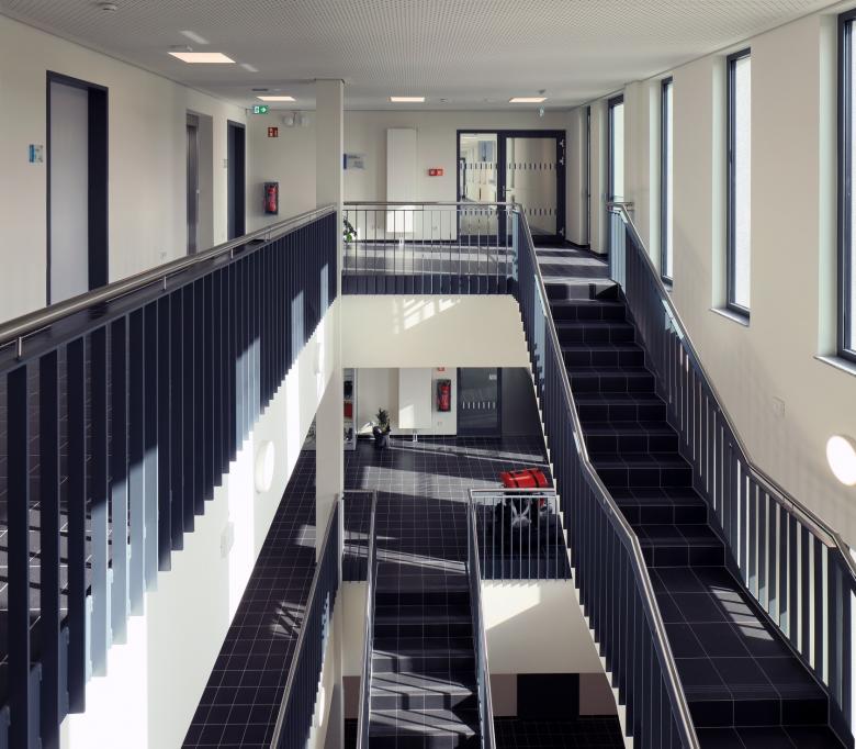 德国 Lehrte 消防站和车间建设丨Schneider + Sendelbach-6