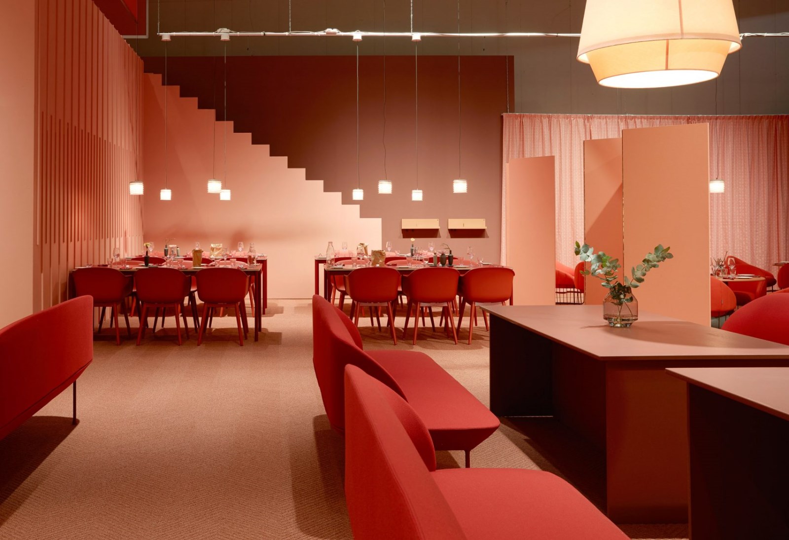 五个不同的暗色空间-6