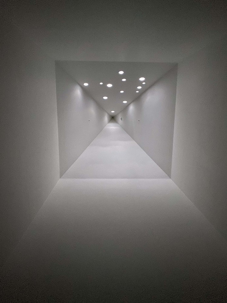 Aquarius Pyramid House | 韩国顶级影星的纪念碑式住宅设计-34