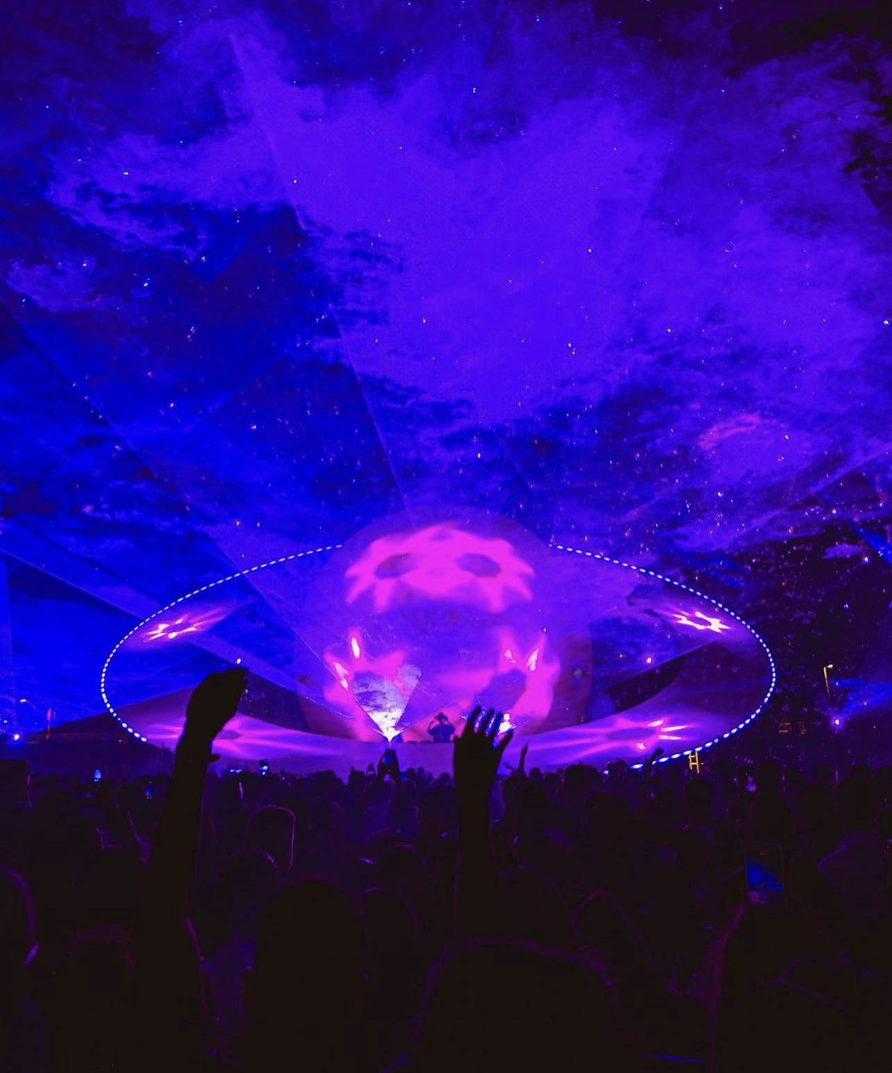 ABSTRACT SATURNO 2023-64