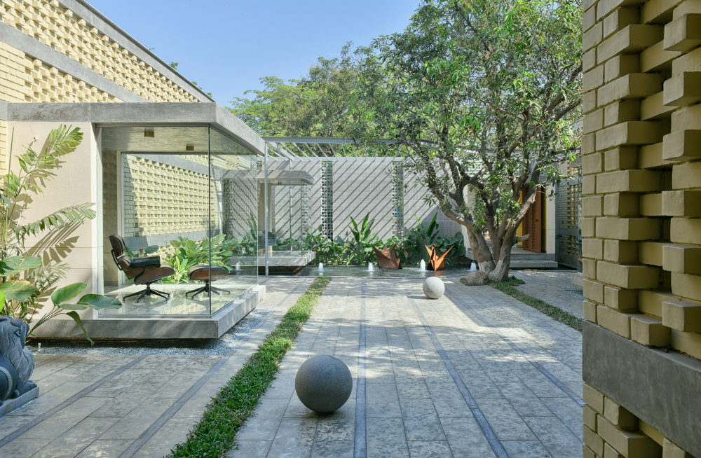 砖面具的房子 · 印度 Hyderabad 的退休住宅设计丨Baba Sashank,Vindhya Guduru-38