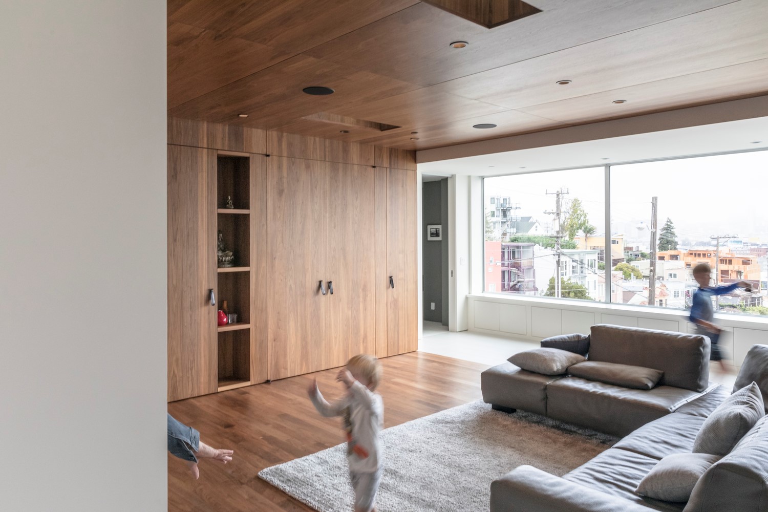 旧金山第 19 街住宅 | 颠覆空间体量的顶层公寓改造-12