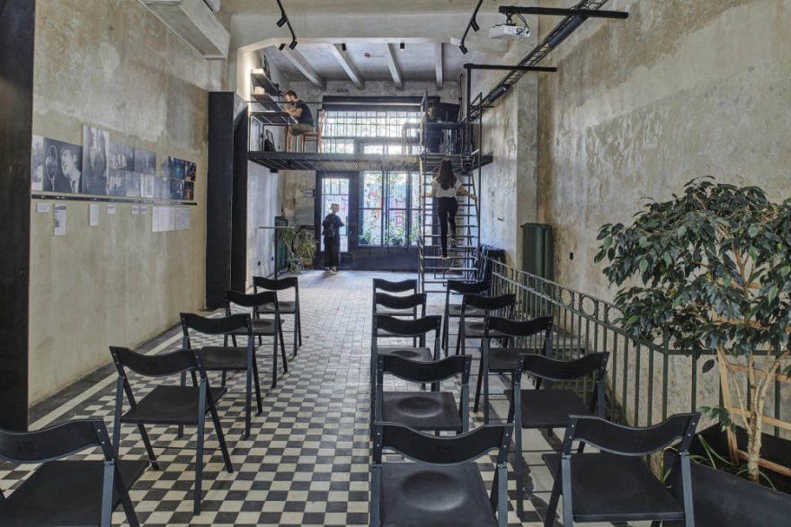 乌克兰利沃夫 Radio Garage 实验画廊改造-24