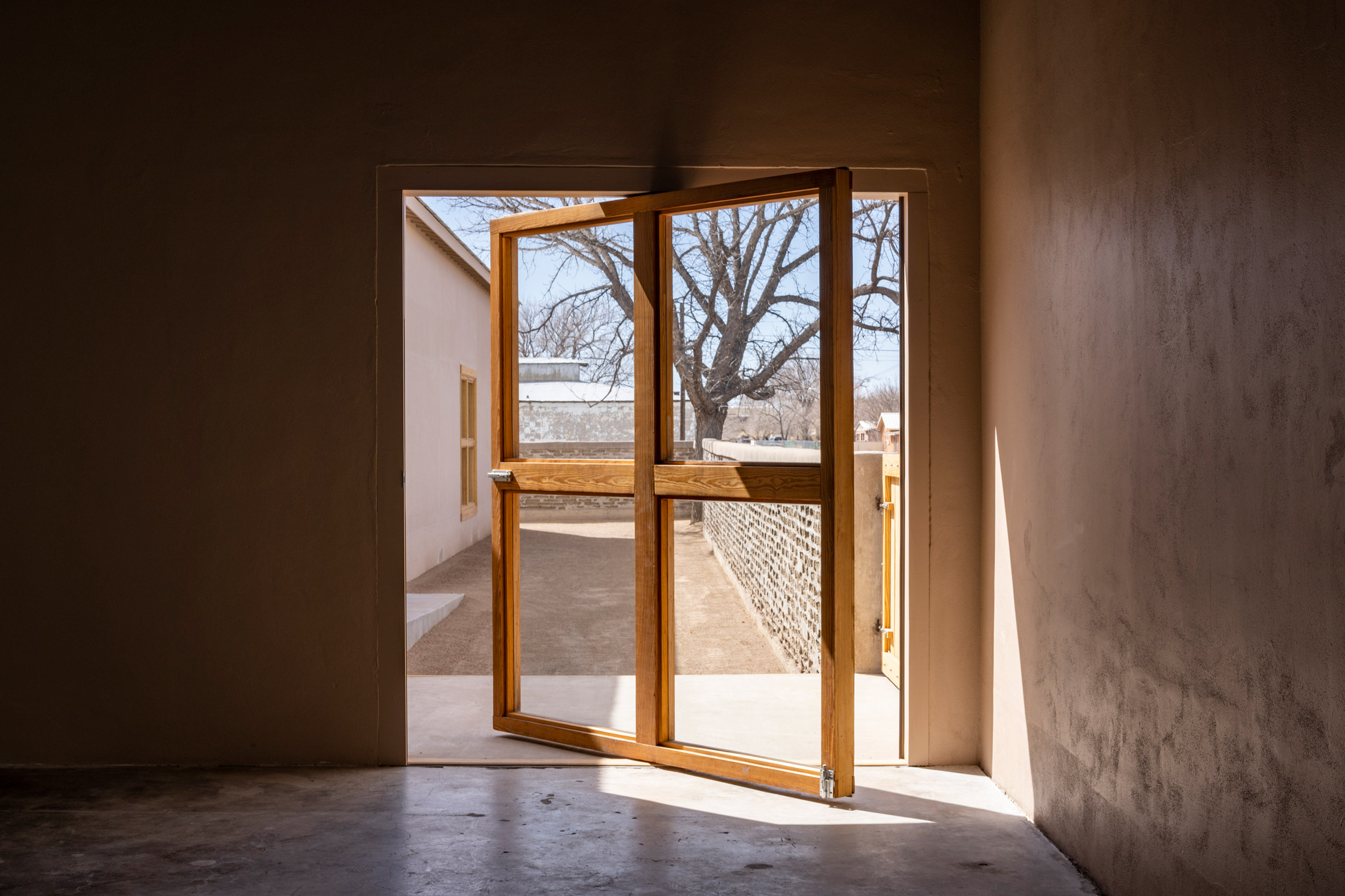 重塑经典 | Schaum/Shieh Architects 修复 Marfa 艺术画廊-17