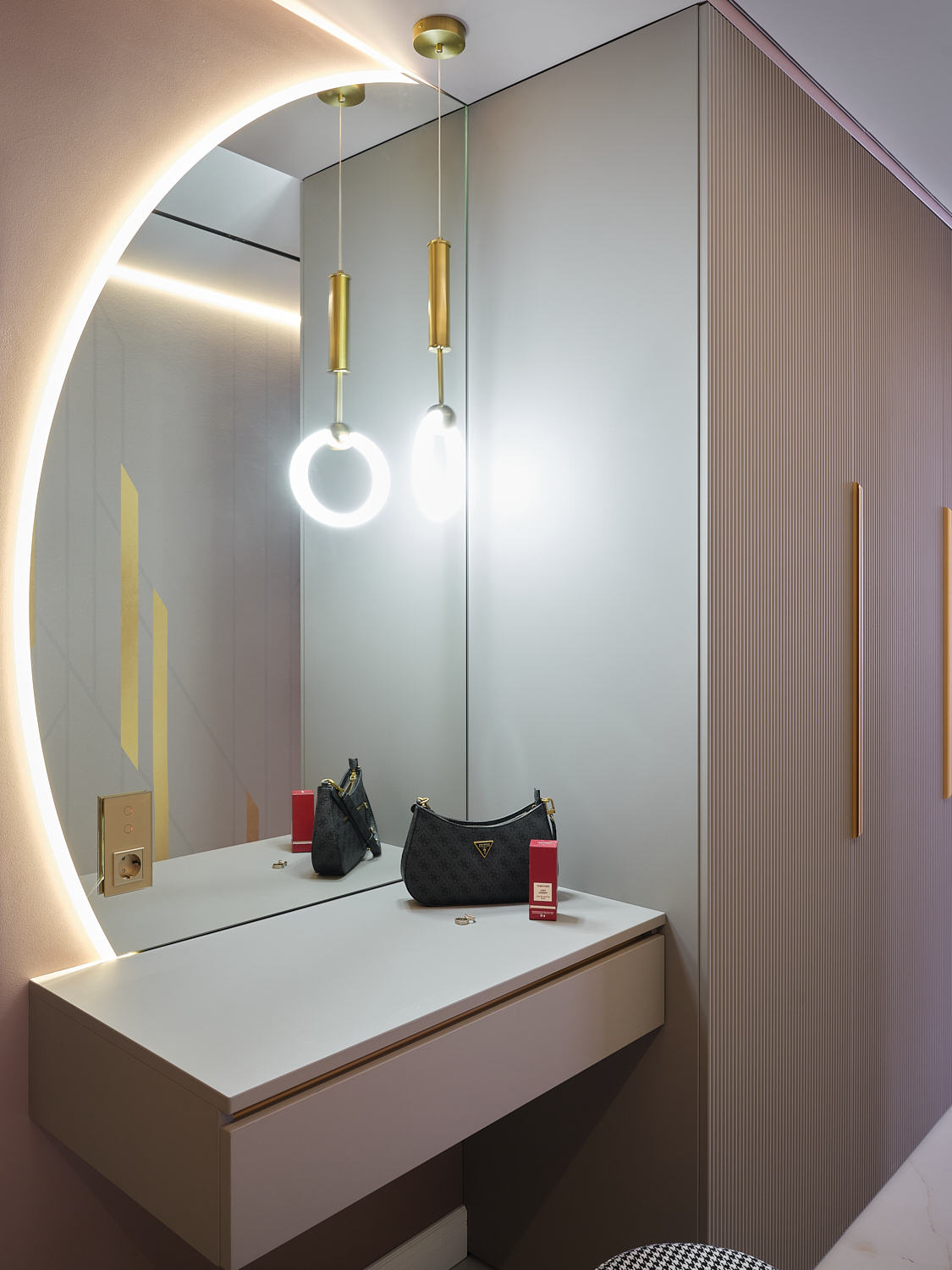 Private apartment. Realization-11