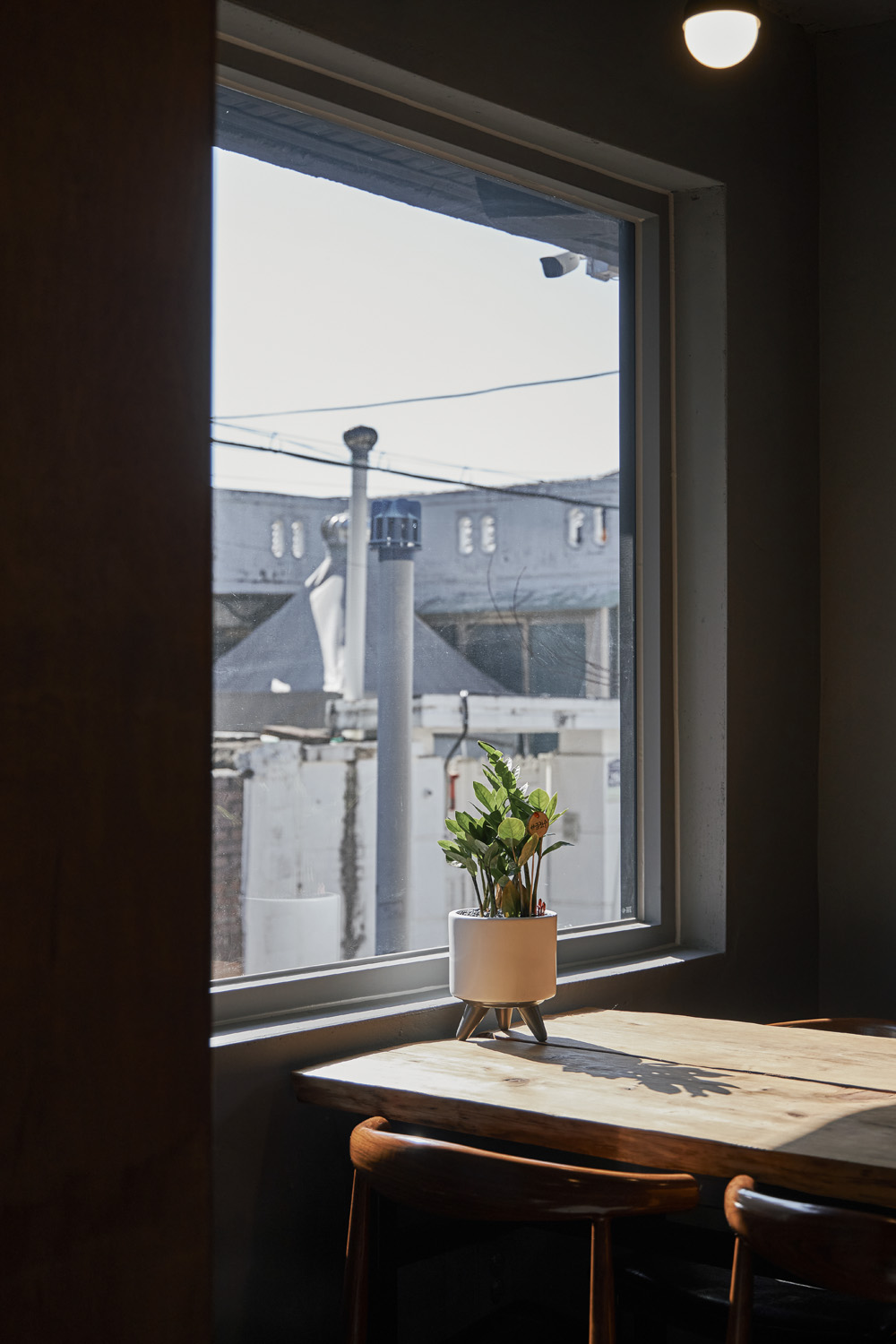 22 平米餐厅的极简设计魅力-15