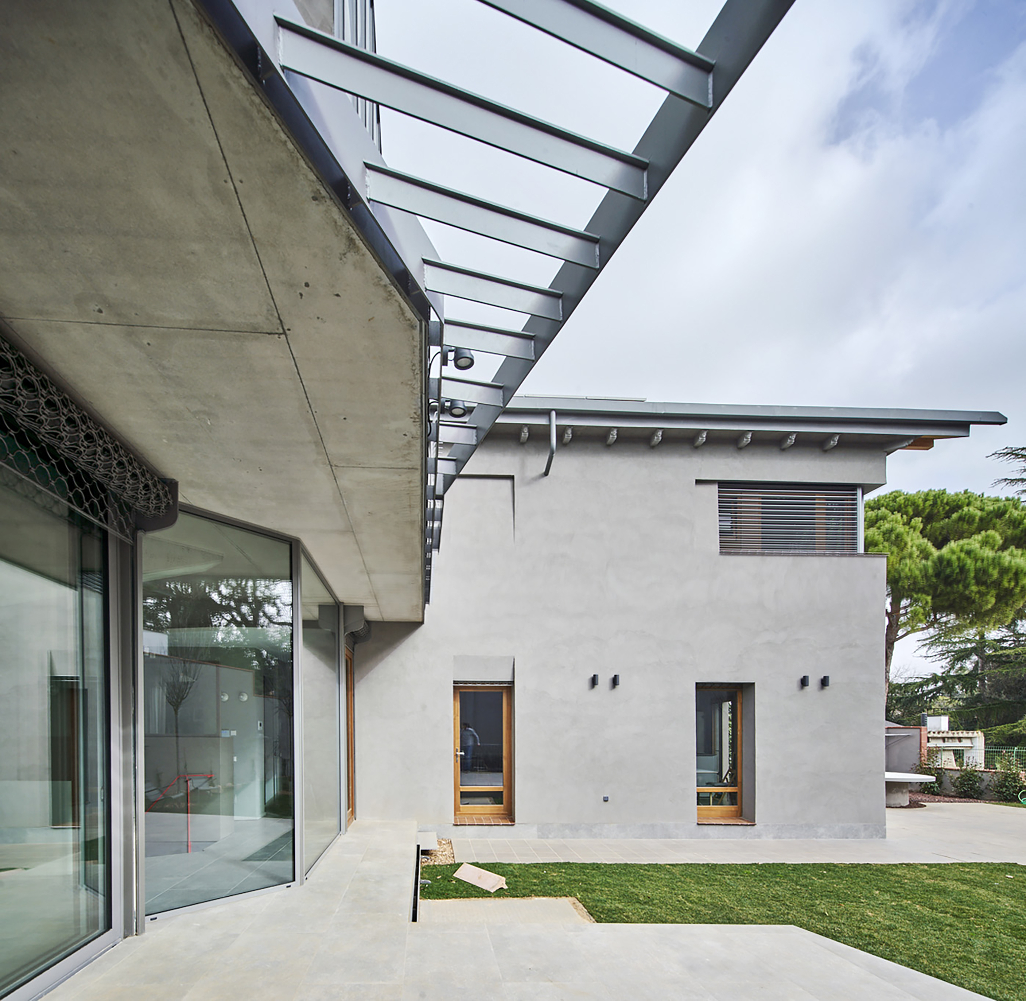 树间与房屋间的房屋丨BAILORULL-26