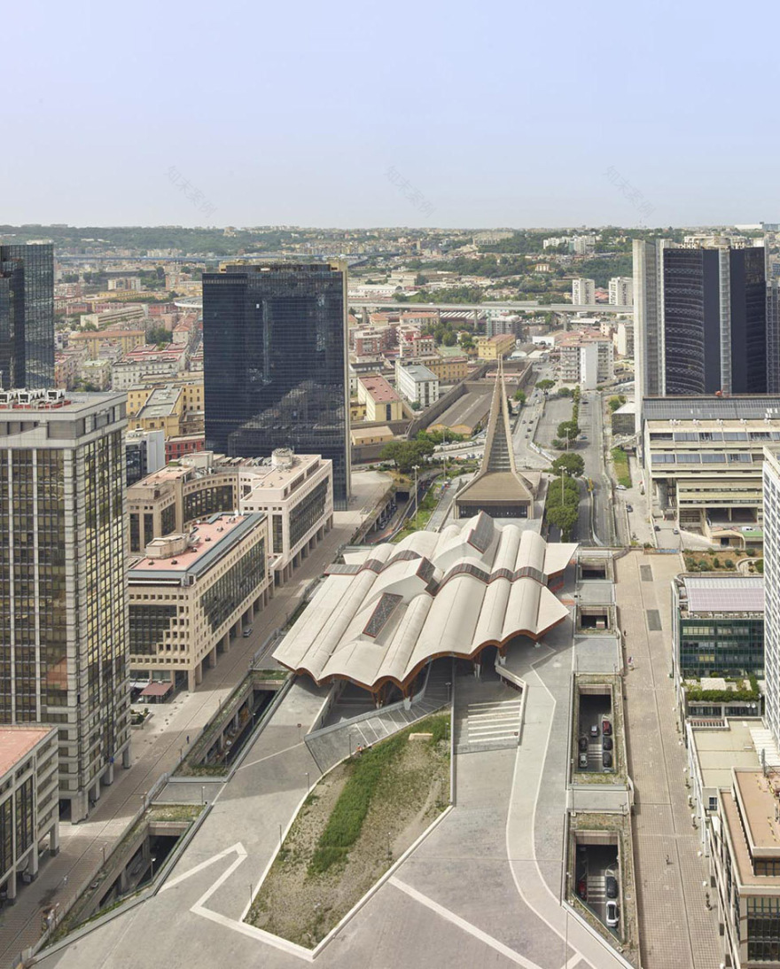 那不勒斯中央商务区车站丨意大利那不勒斯-7