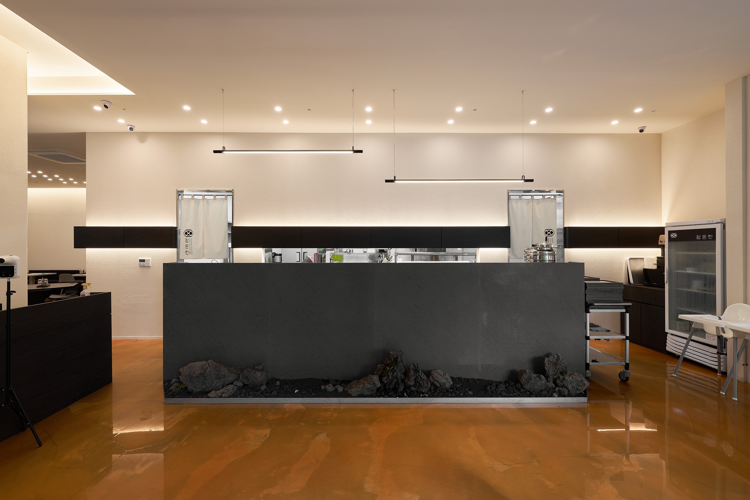 45 坪韩式料理店现代风格设计-6