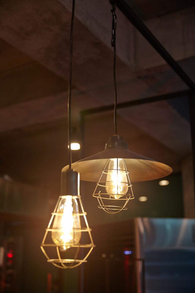 11 坪小空间，打造原木风温馨烘焙店-7