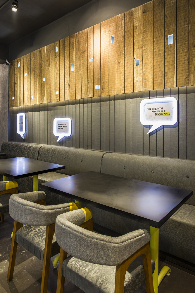 趣味工业风素食餐厅设计-49