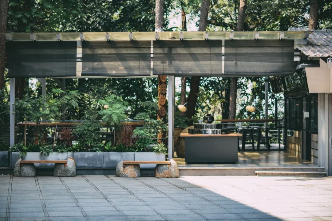 自在生成设计｜观音禅寺，巨石，经幡，风中无畏 - 无畏咖啡青秀山店-12