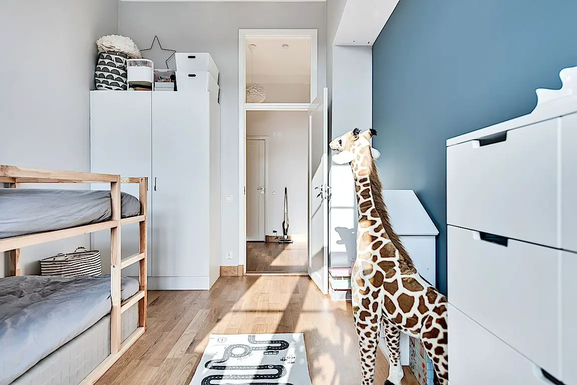 瑞典公寓巧变三居室-16