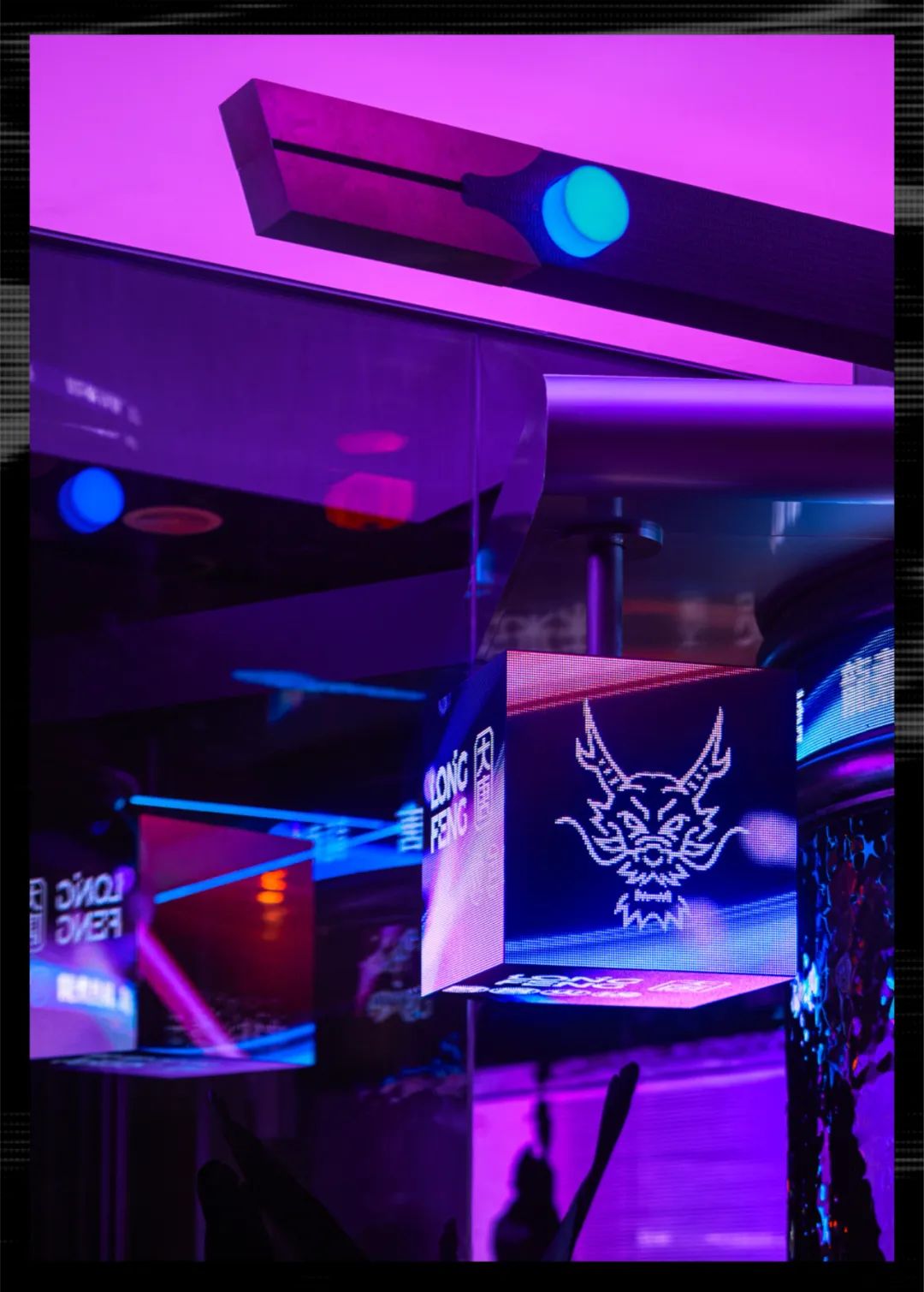 未来式盛唐 · 龍鳳如意锅物料理空间设计丨中国成都丨方糖设计-9