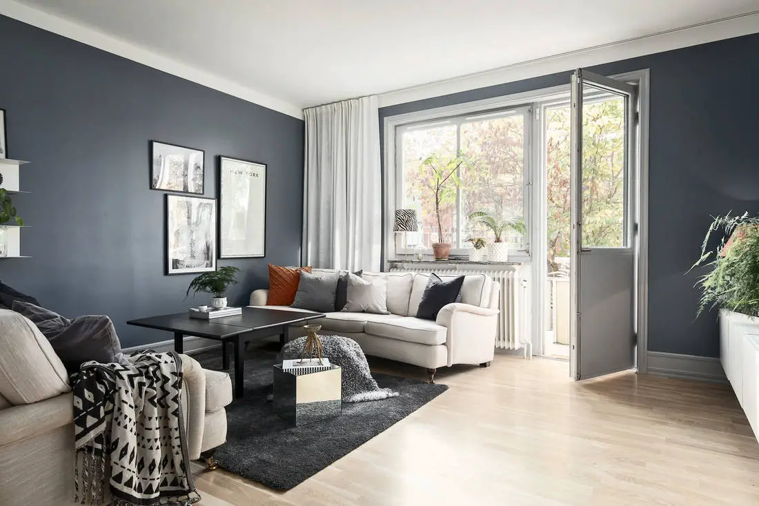 54 平米现代简约开放式厨房设计-8