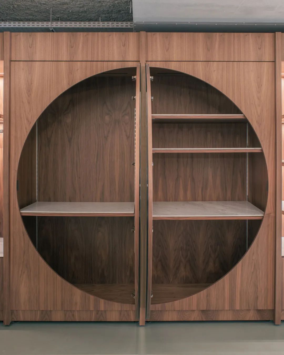 Luca Faloni Paris，法国巴黎-41