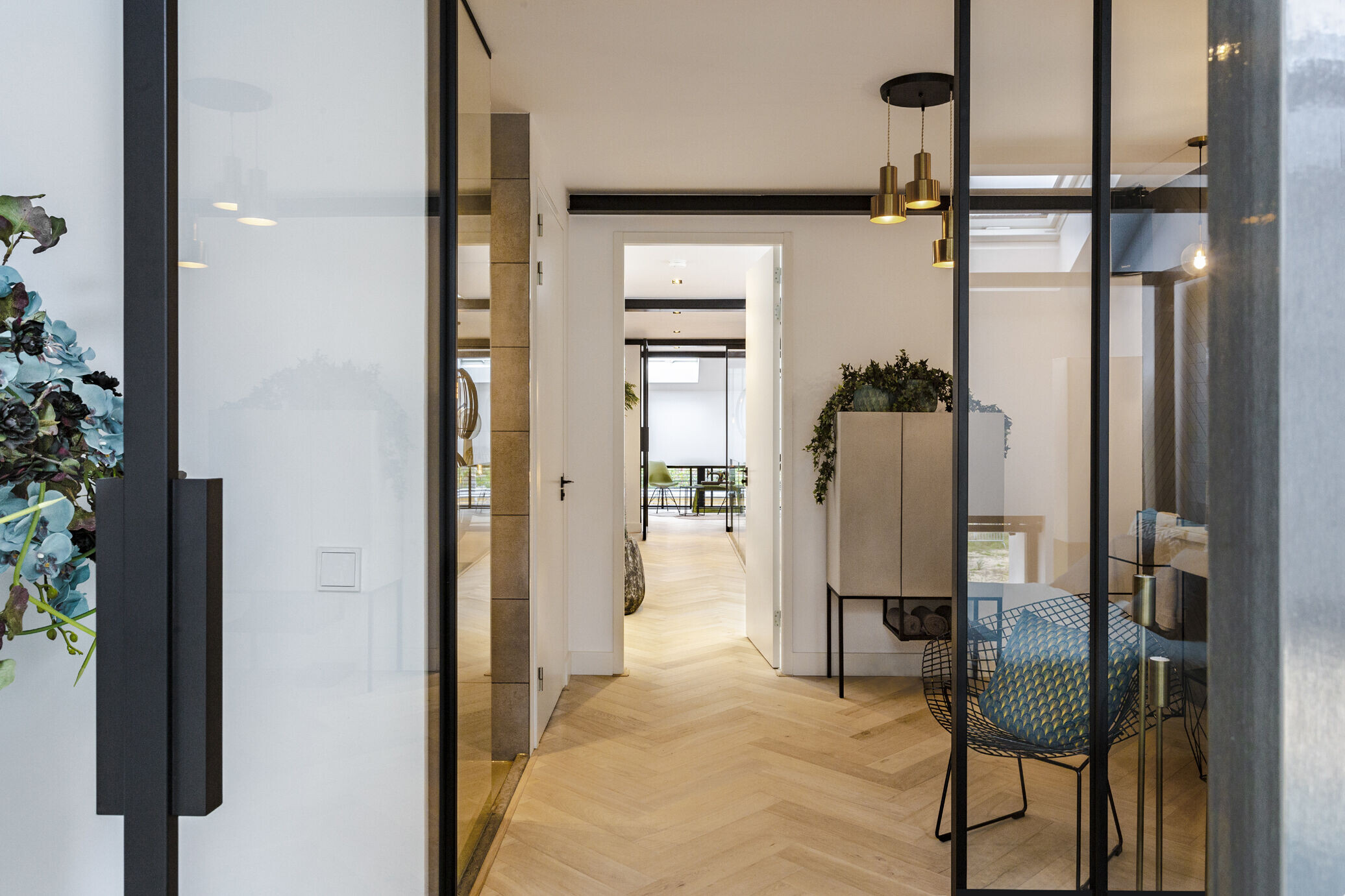 荷兰军营旧马厩变身为独特住宅-22