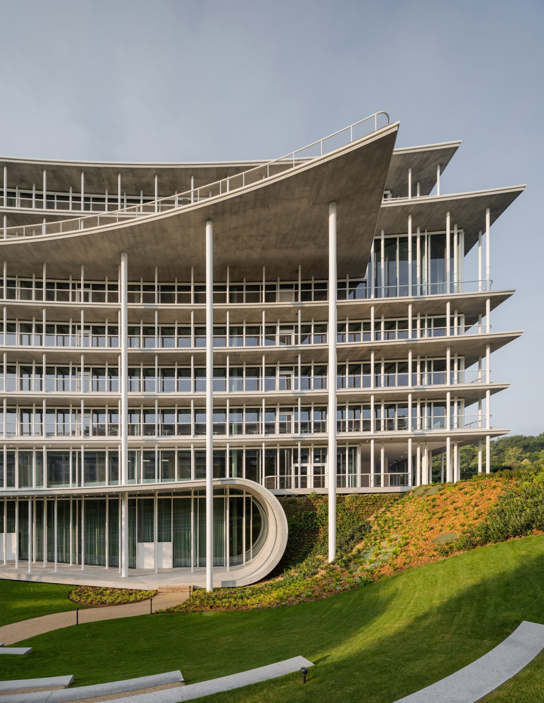 One Roof（瑞士隆奥银行总部）丨瑞士日内瓦丨Herzog & de Meuron-11