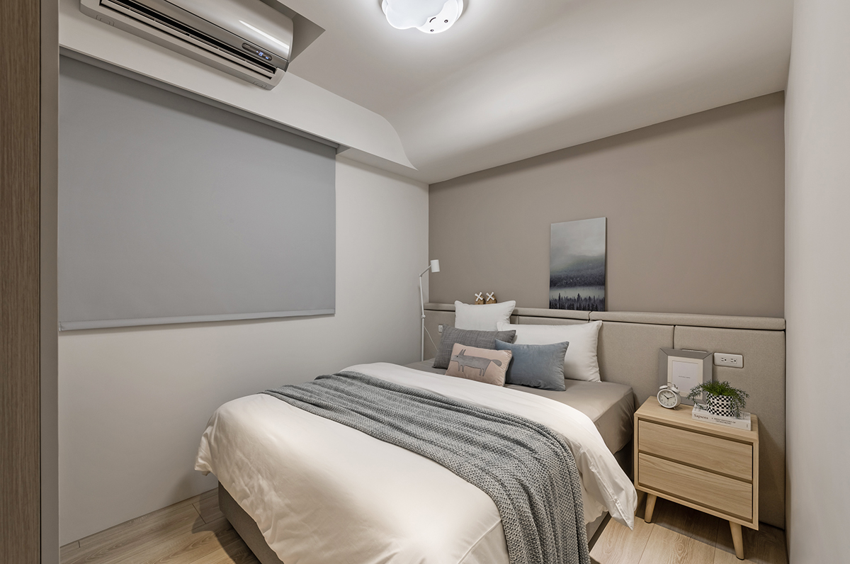 家装设计案例鉴赏——简约温馨时光三代同堂现代美式宅-14