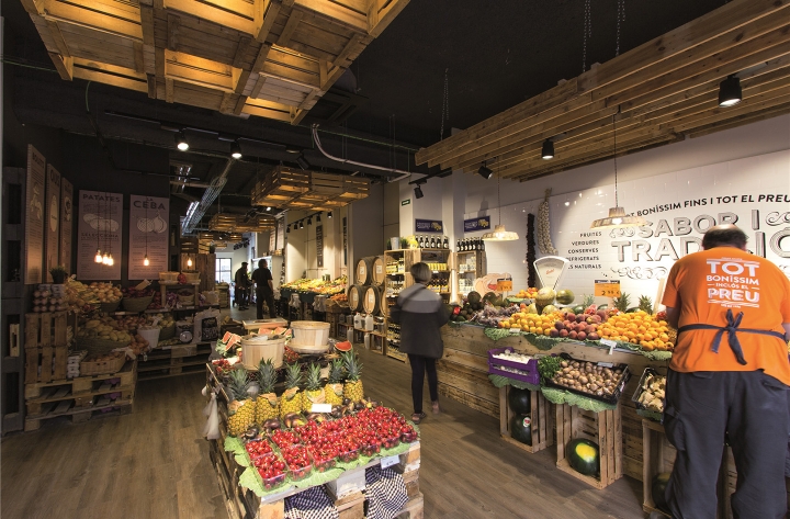 Queviures FRUIT SA2PE水果店铺室内设计项目丨SpainBarcelona丨CREAPROJECTS-16