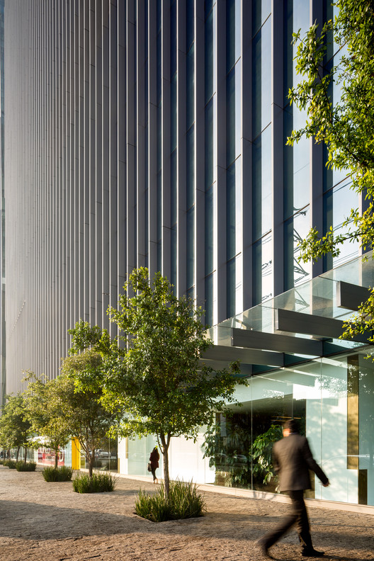 墨西哥城纳卡潘商业中心“绿色公园”设计-12