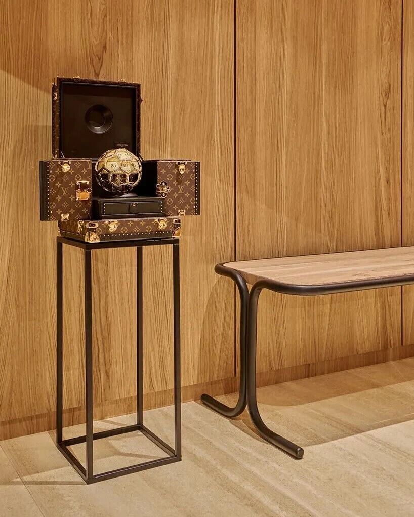 路易威登2026秋冬男装秀场丨法国巴黎-51