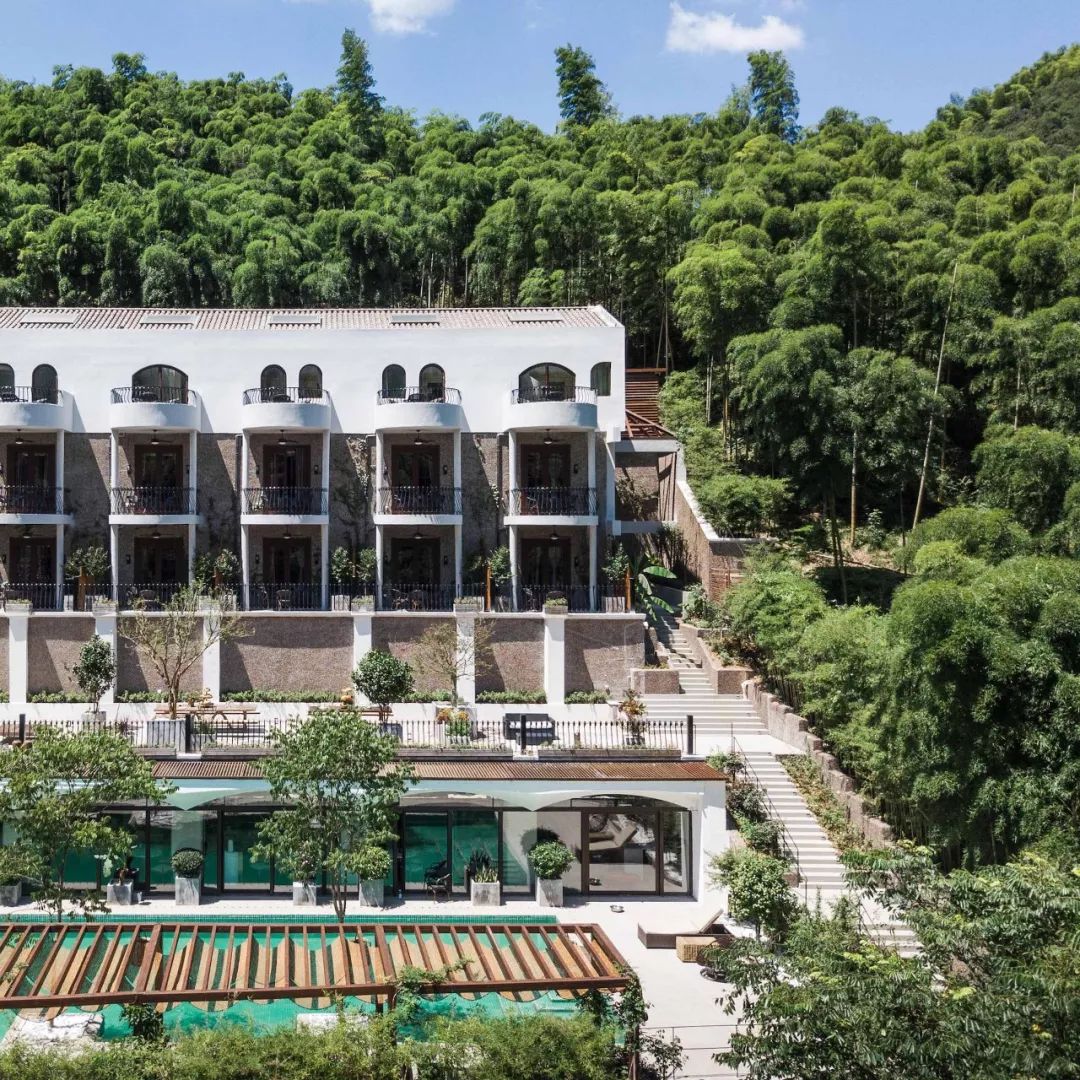 莫干山·云顶堡酒店 | 山地城堡的云朵奇想-4