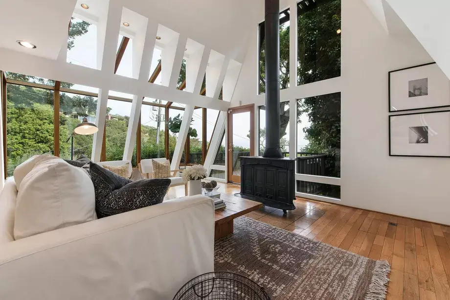 加州 Sausalito 度假屋的 A 型框架设计-5