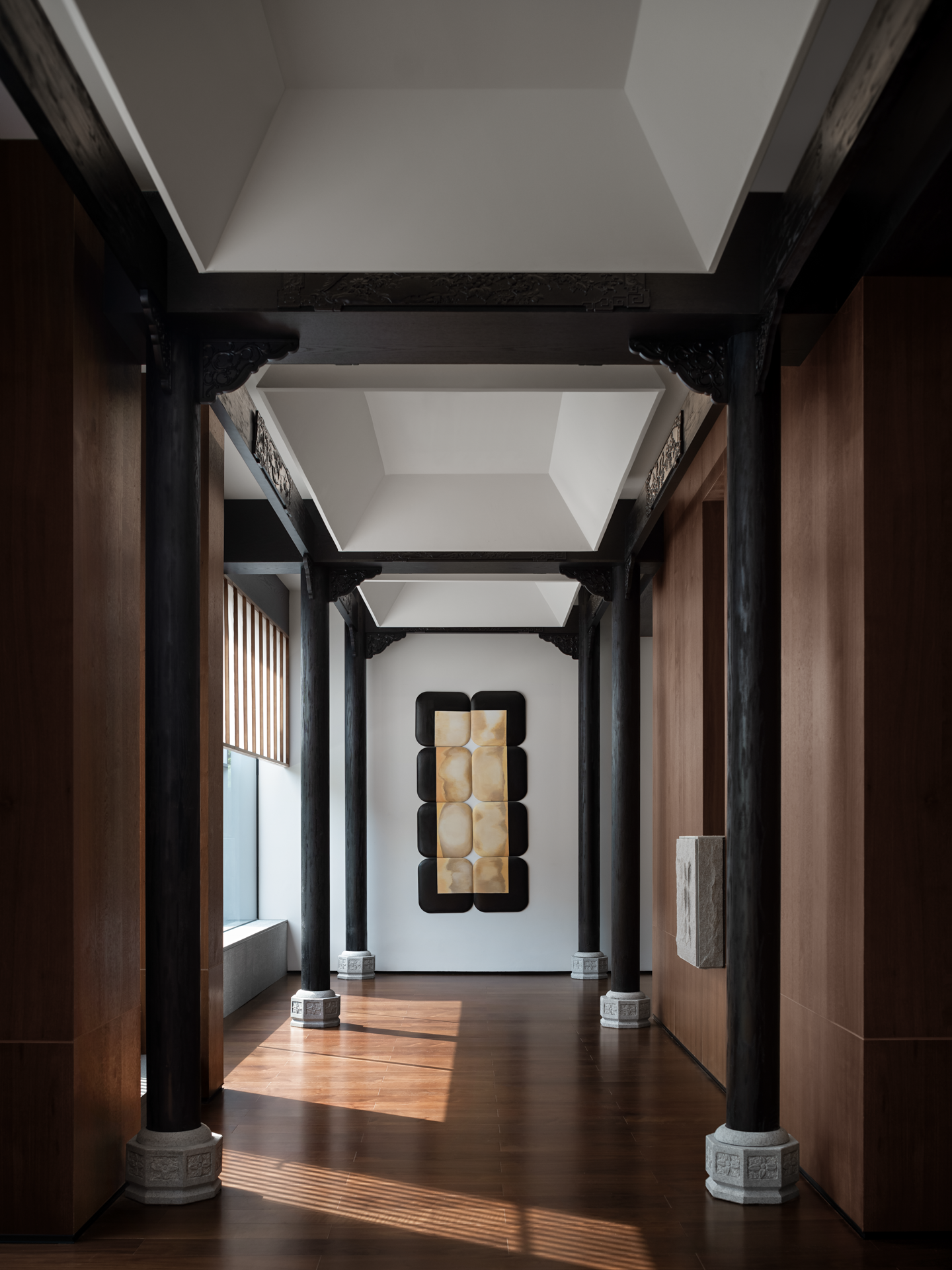 宁静深沉的东方美学私人国学会所丨吾疆设计-35