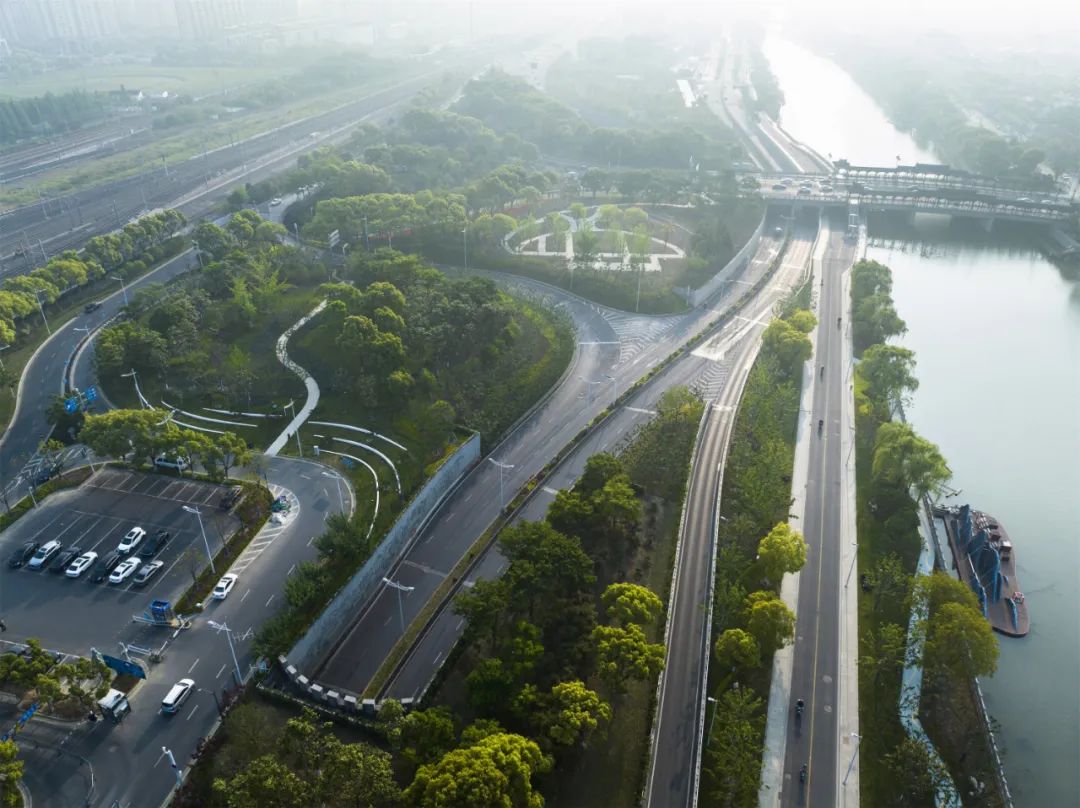 公园城市，苏州火车站震撼升级丨中国苏州丨筑园景观-30