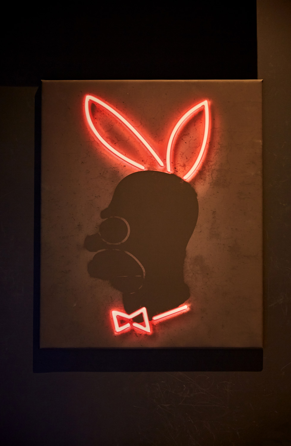 黑色乡村风格的 16 平米小酒馆设计-17