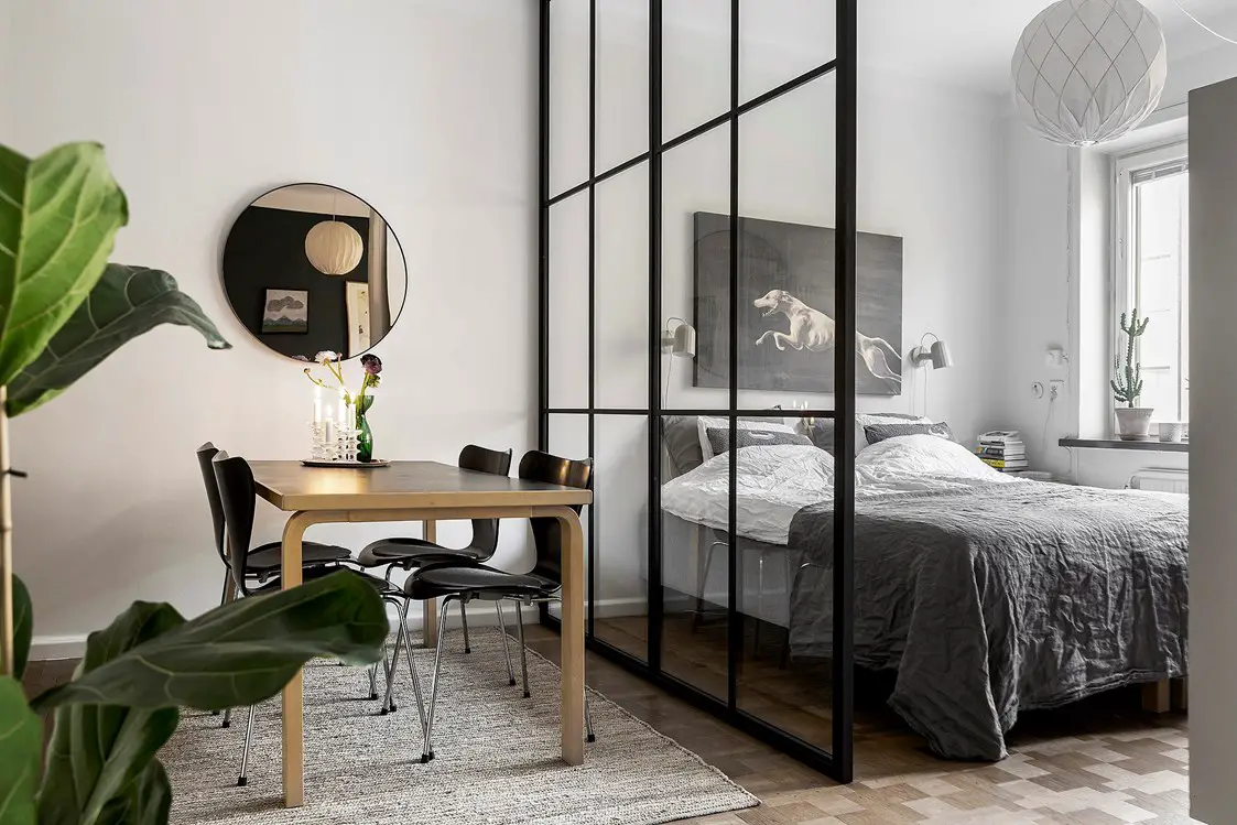 41 平米瑞典个性设计公寓 | 色彩与古董壁纸的完美融合-10