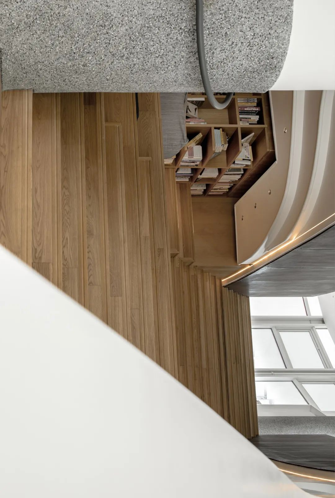 方庭书店 | 黑胶磁场中的艺术阅读空间-68