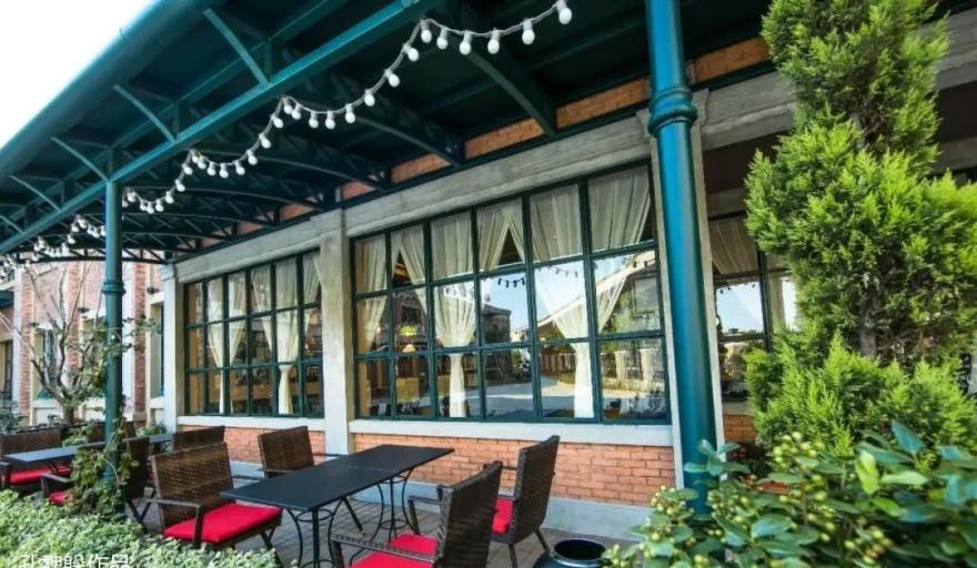 80 年代老车站焕新颜,设计师的怀旧之作-71