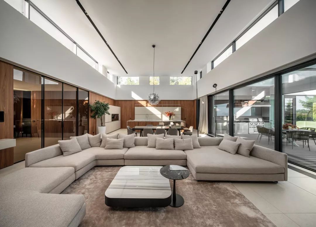 725㎡极简主义别墅,自然之美与生活品质的完美融合-29