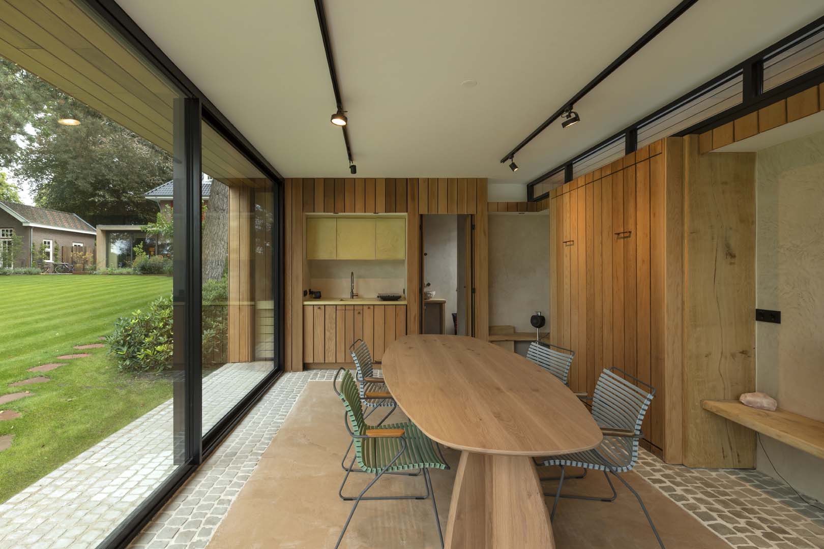 布瑟姆的新建木制花园小屋丨VOCUS-6