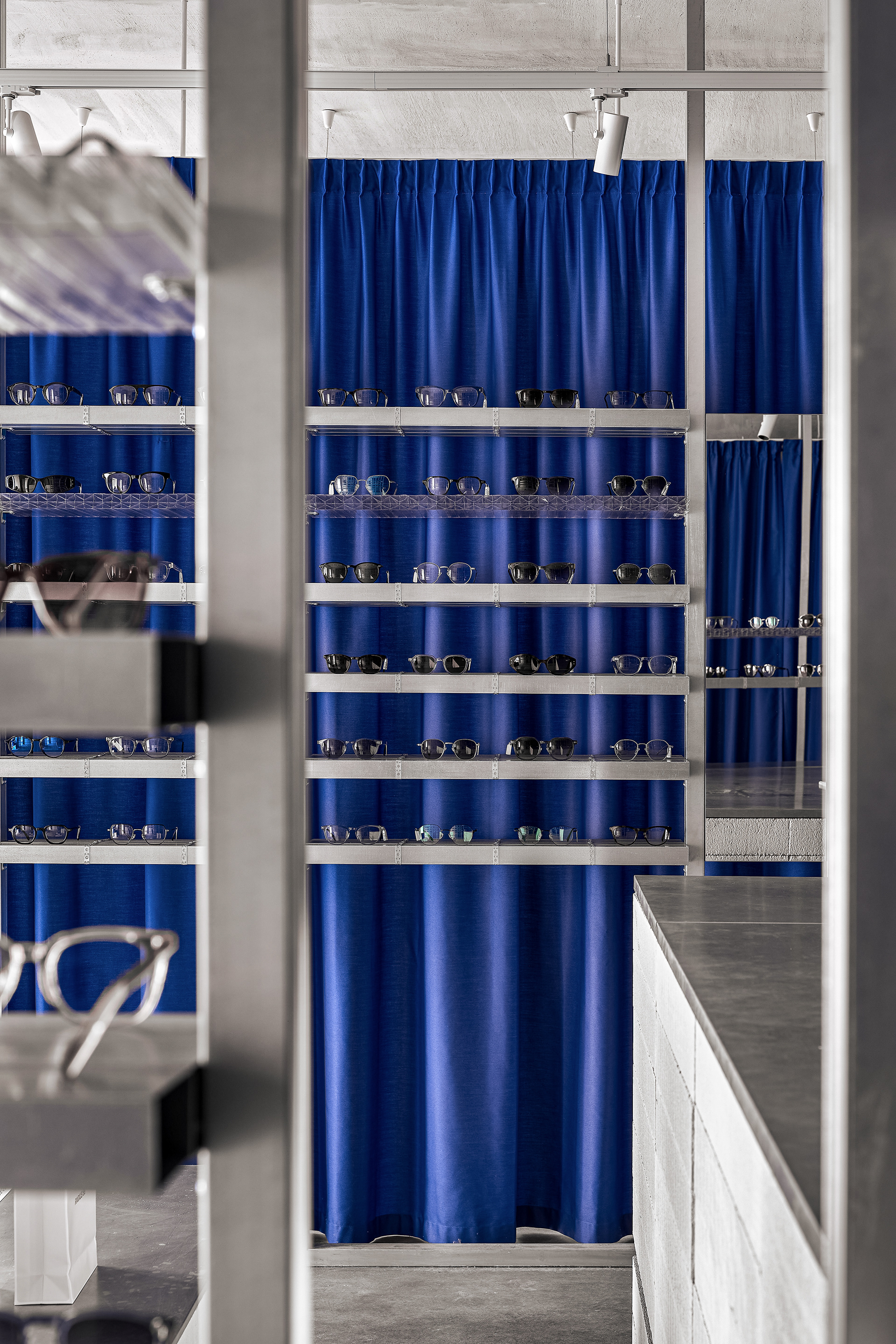 RADIUS 58 optics pop-up + RESOURCE coffee-14