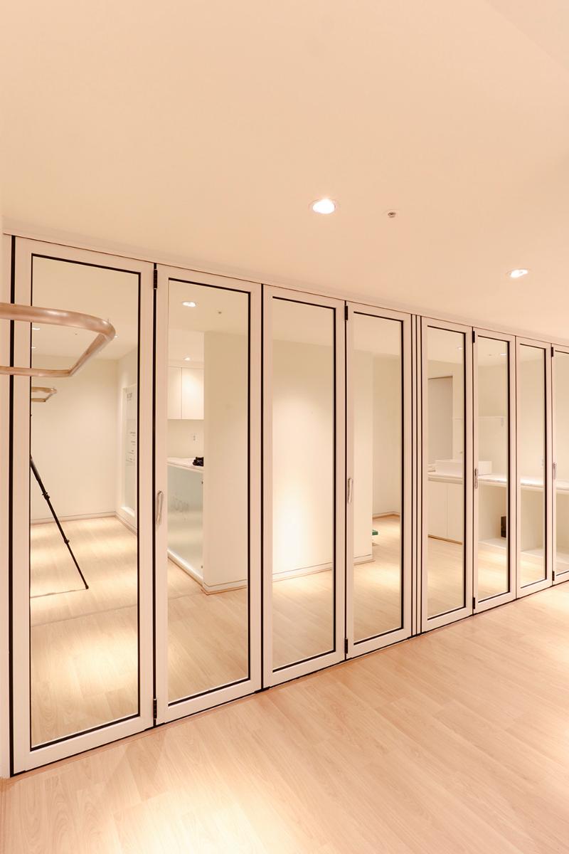 简约时尚的 34 平米办公空间设计-11