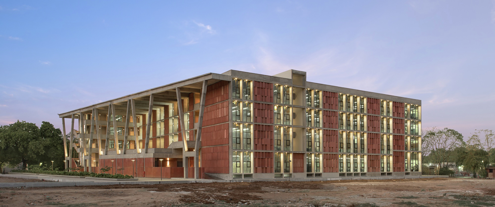 印度艾哈迈达巴德大学工程技术学院丨vir.mueller architects-18