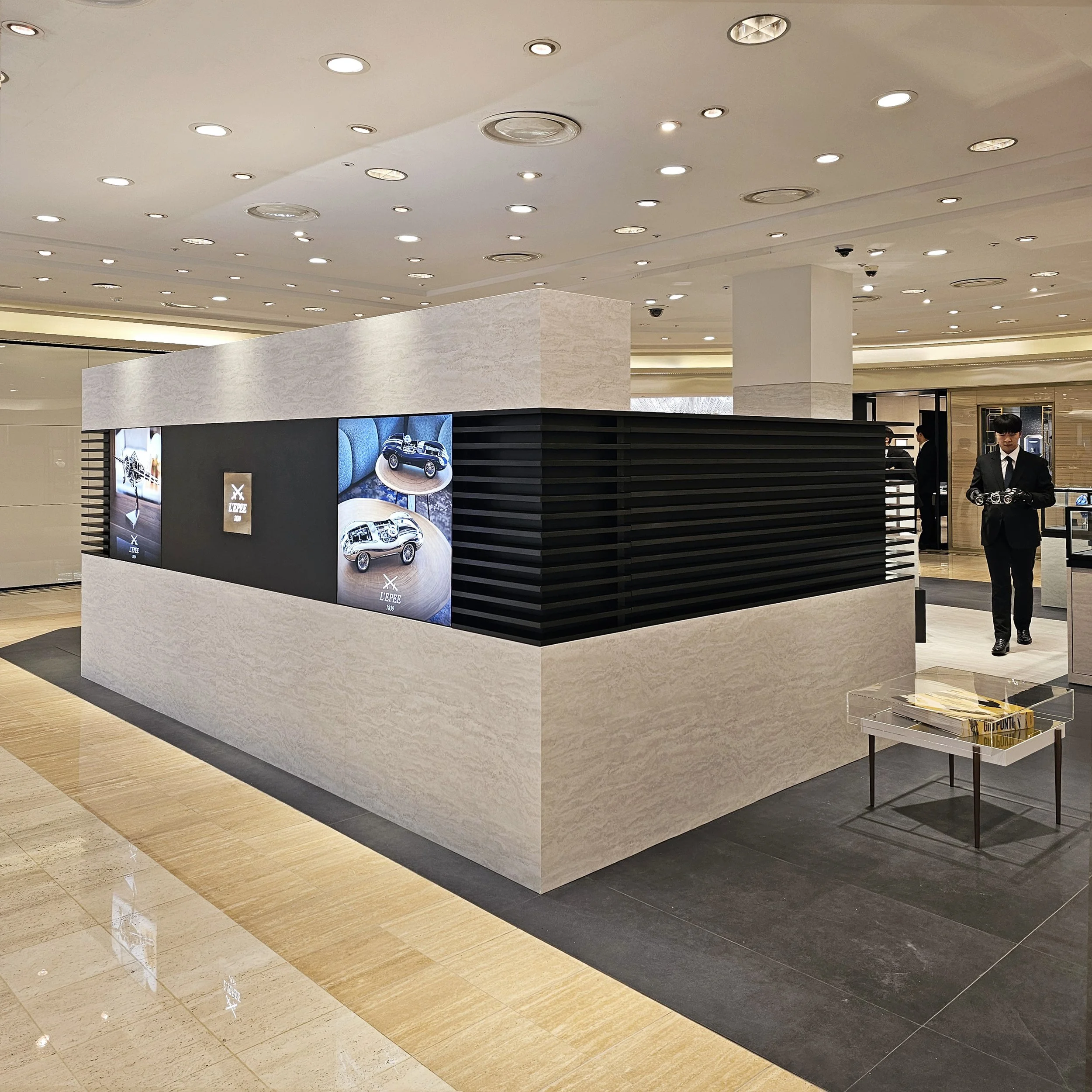 l'epee 1839 store in galleria luxury hall east — hjl studio-17