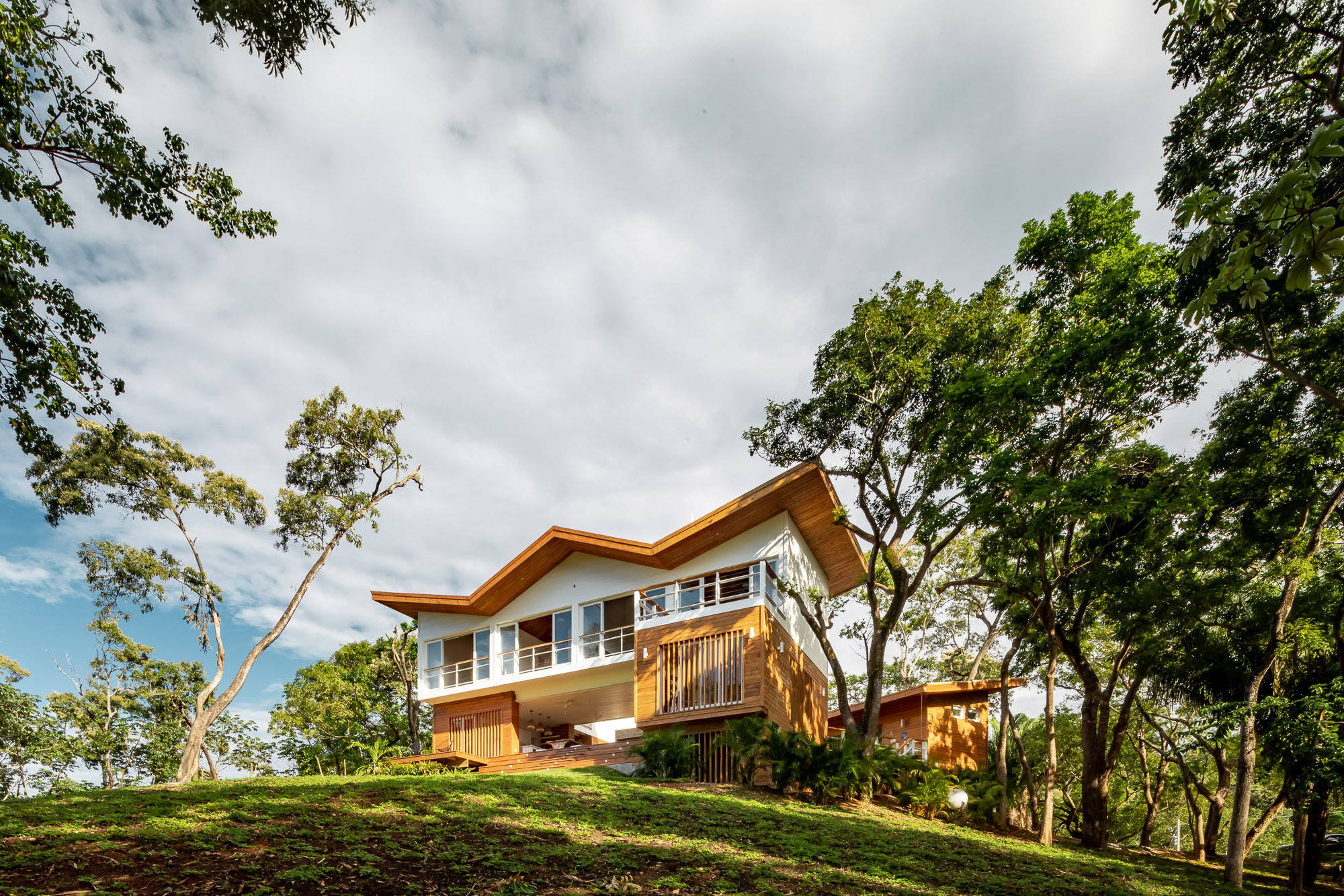 贝塔大楼丨洪都拉斯丨Taller ACÁ-16