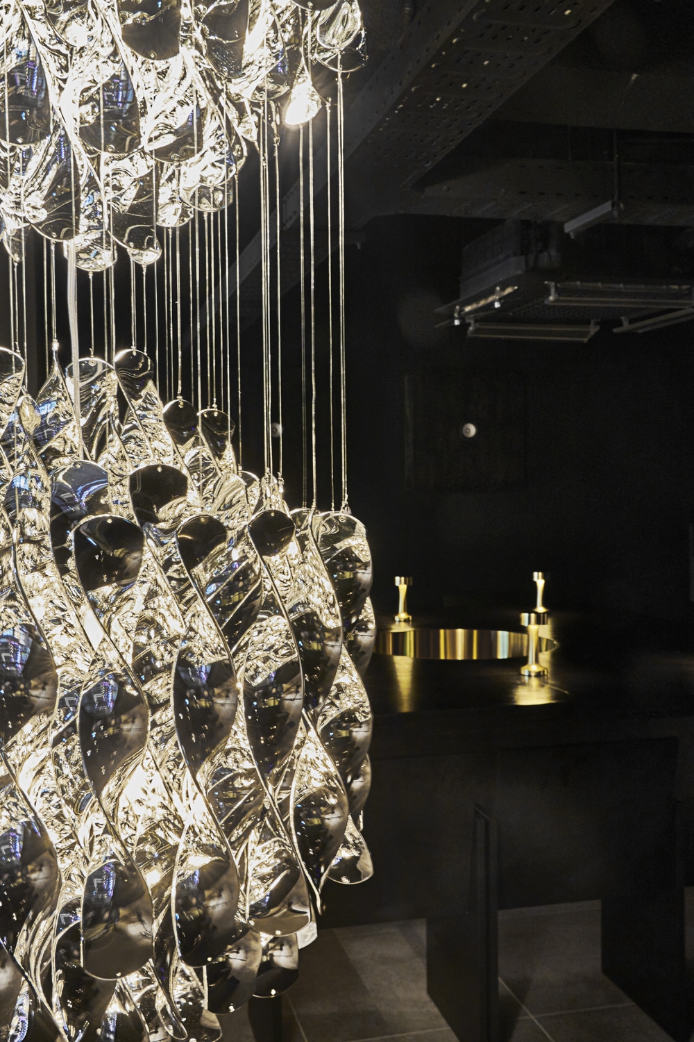 现代高级 26 平酒庄设计，演绎黑白色调的魅力-15