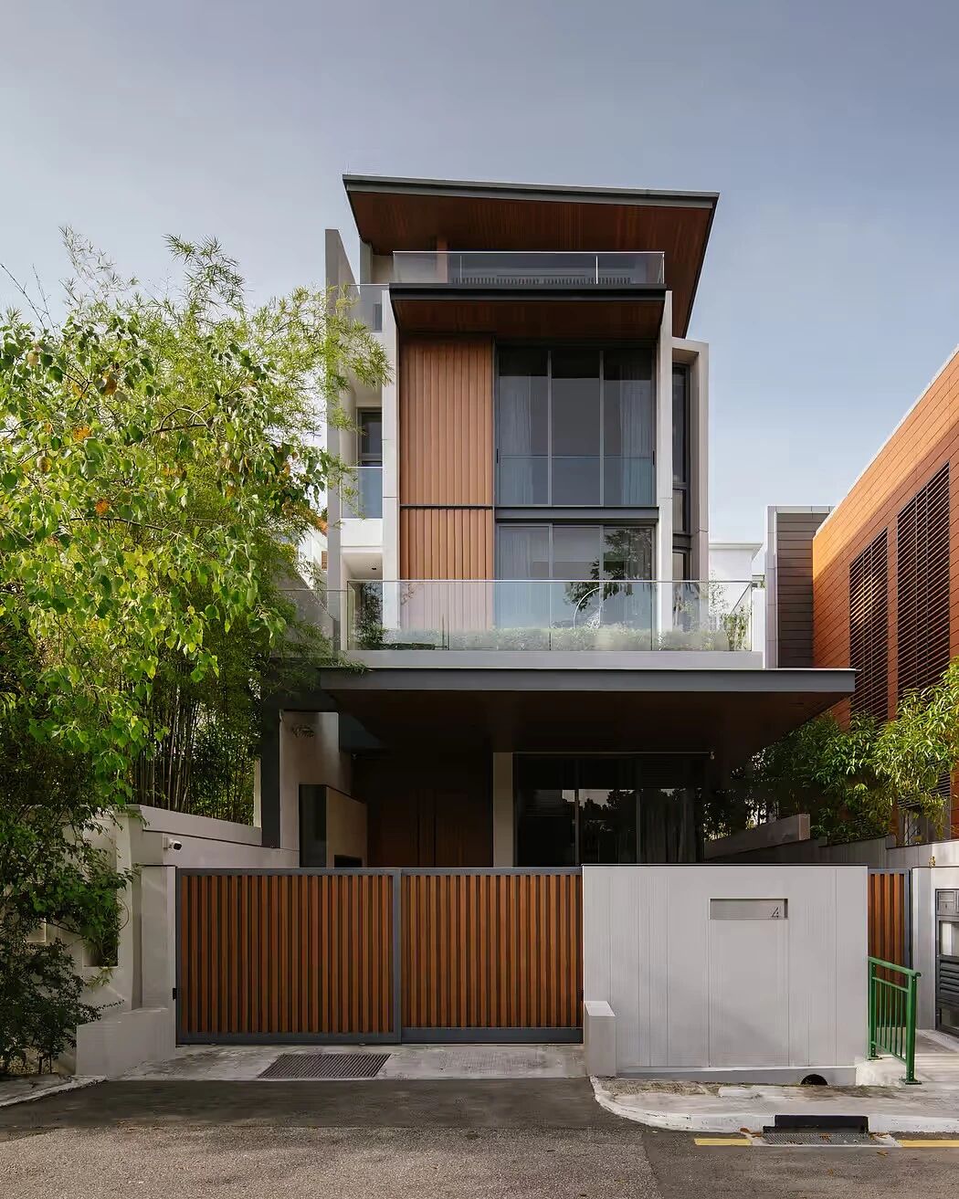 廊屋;走廊房(注:Verandah指走廊、游廊,结合House,廊屋表意较简洁精准,但走廊房表意更直白,具体可根据实际语境确定最合适的表述) 丨新加坡丨Mark 12 Architects-12