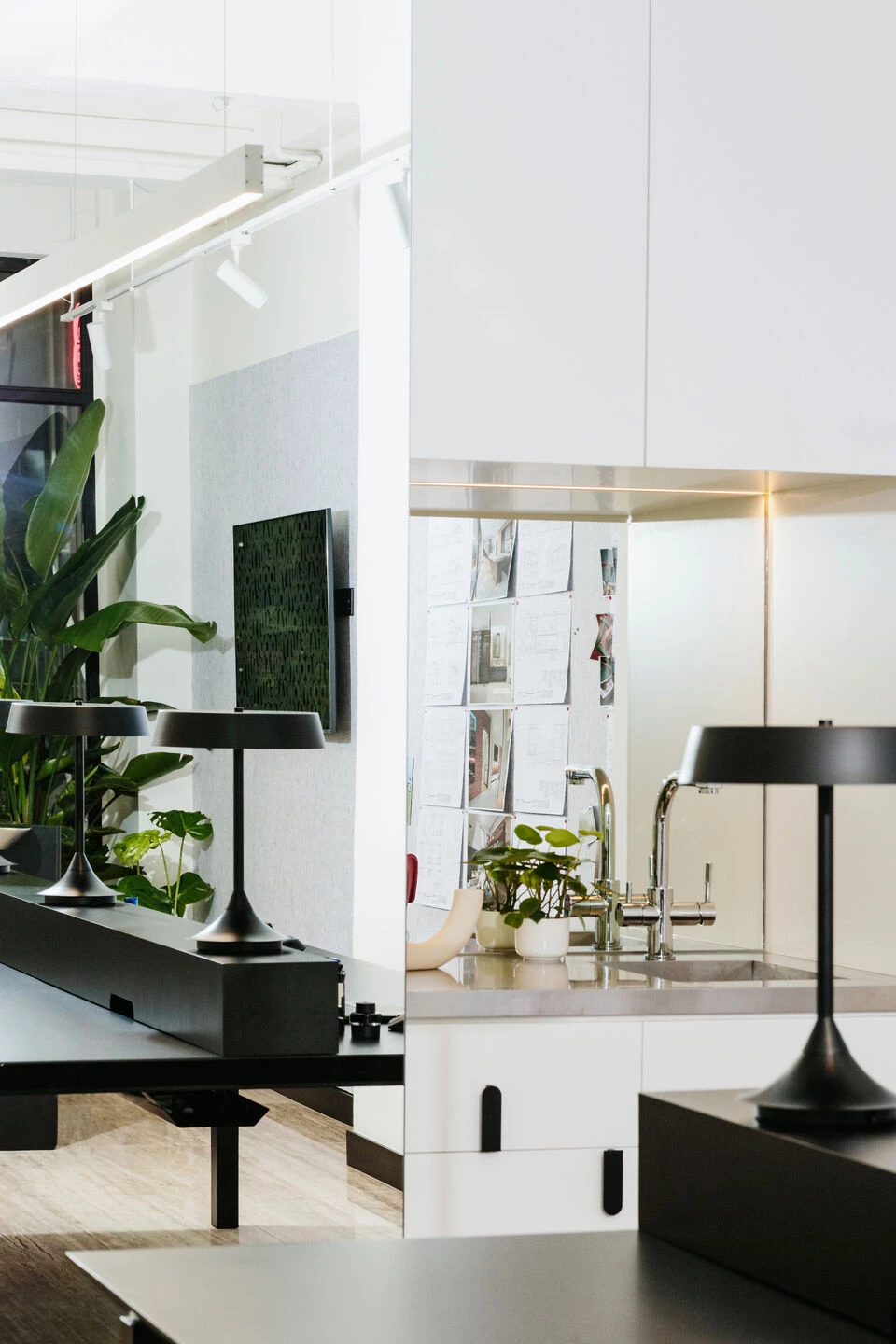 On Wo Lane 办公室设计丨中国香港丨Beauty Bloody Bonza-5