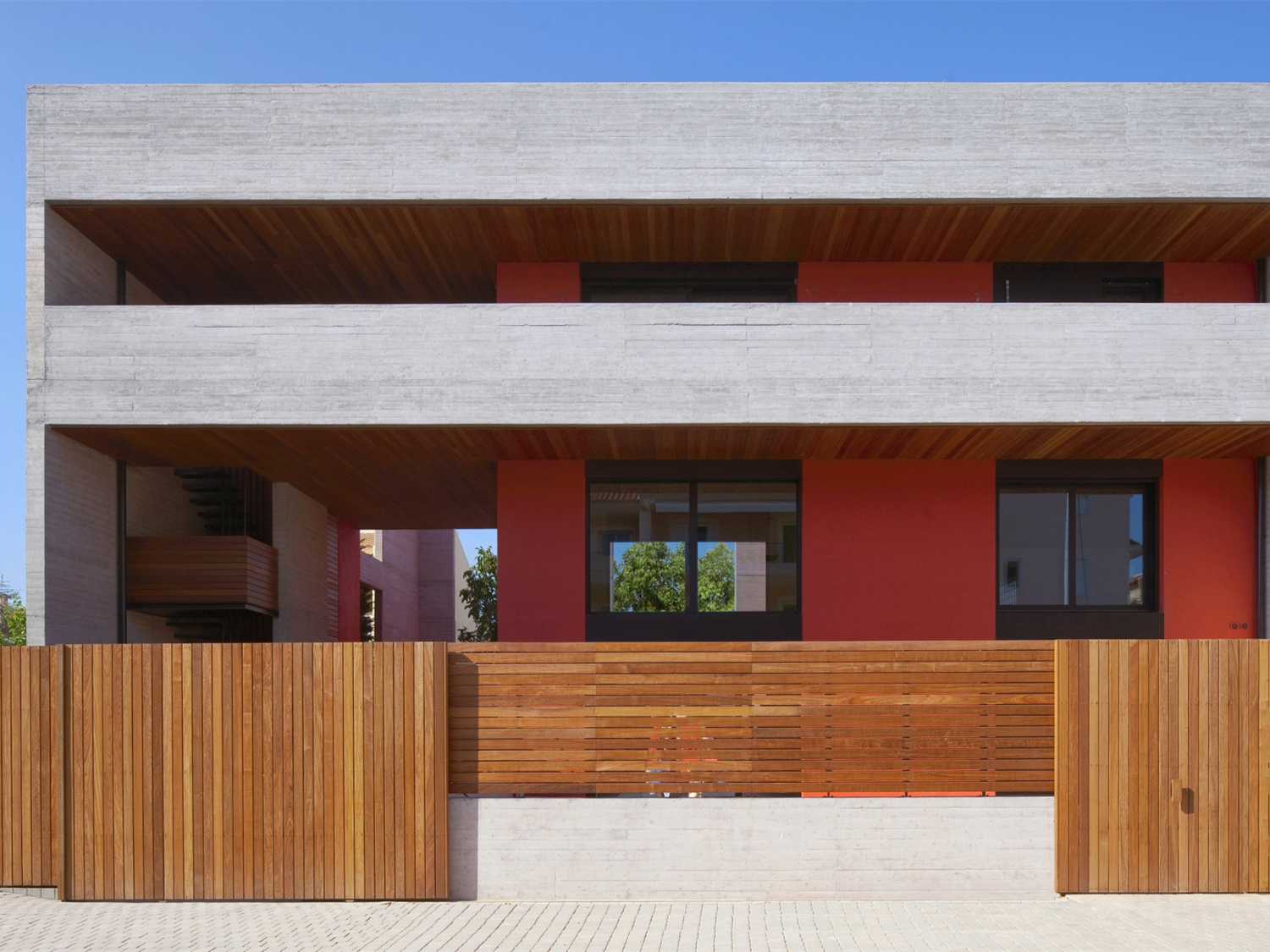 雅典 Chalandri 住宅 | 户外生活与混凝土美学-8