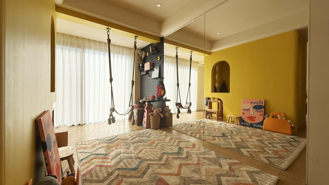 这个“糖果屋”太绝了！镜面魔术+滑梯城堡，大人喝咖啡小孩疯玩，互不打扰的魔法空间！-76